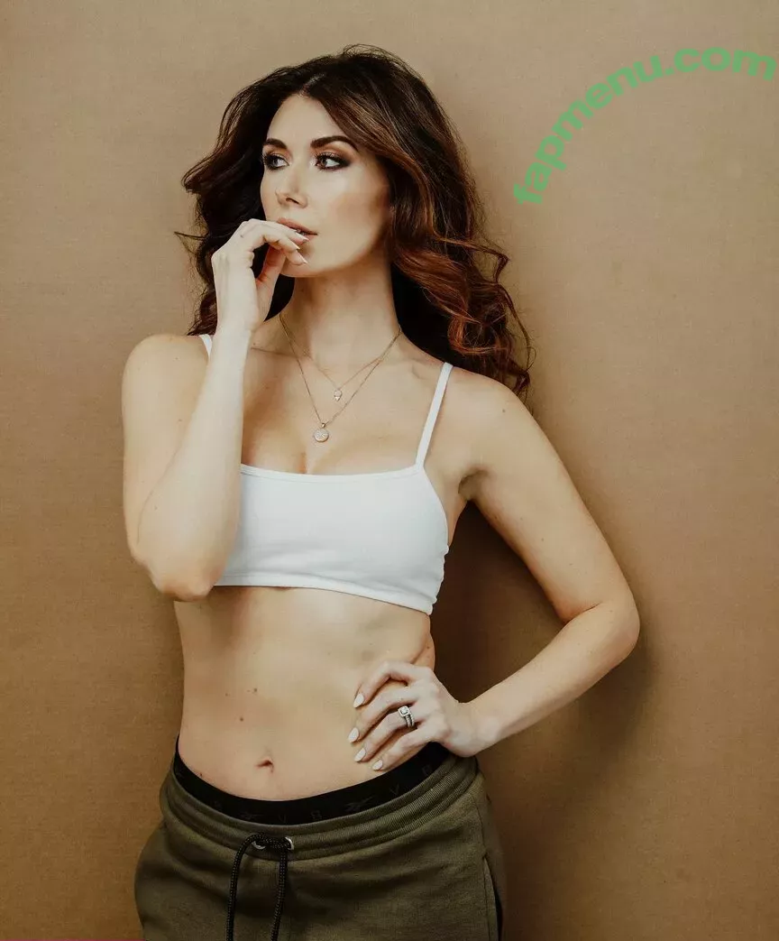 Jewel Staite nude photo #0158 (JewelStaite)