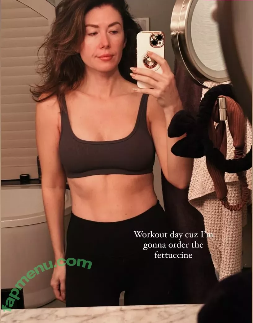 Jewel Staite nude photo #0192 (JewelStaite)