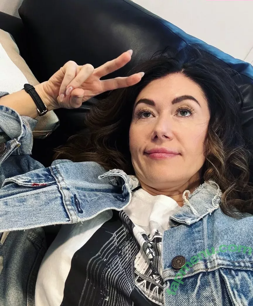 Jewel Staite nude photo #0267 (JewelStaite)