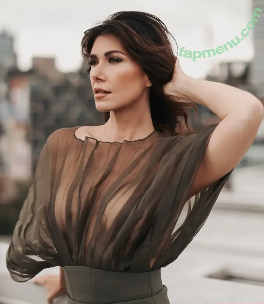 Jewel Staite nude photo #0626 (JewelStaite)