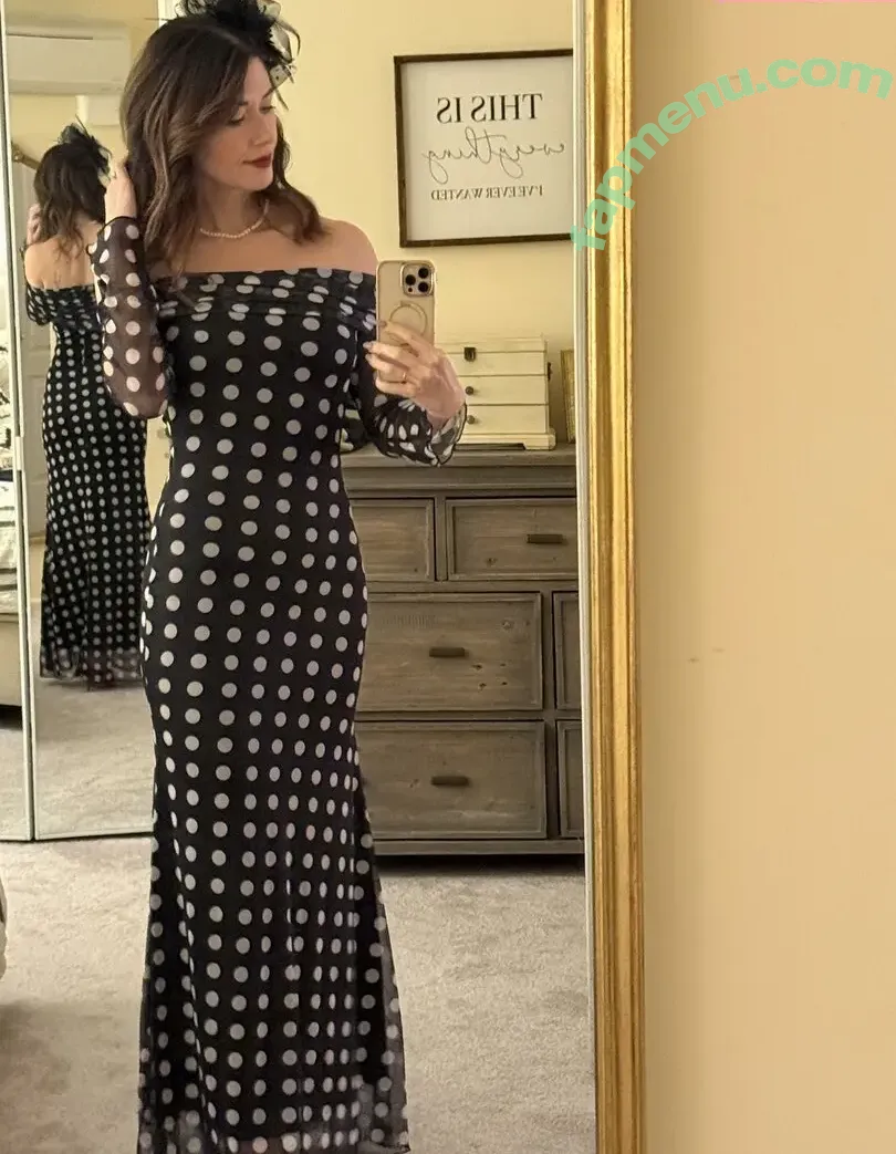 Jewel Staite nude photo #0643 (JewelStaite)