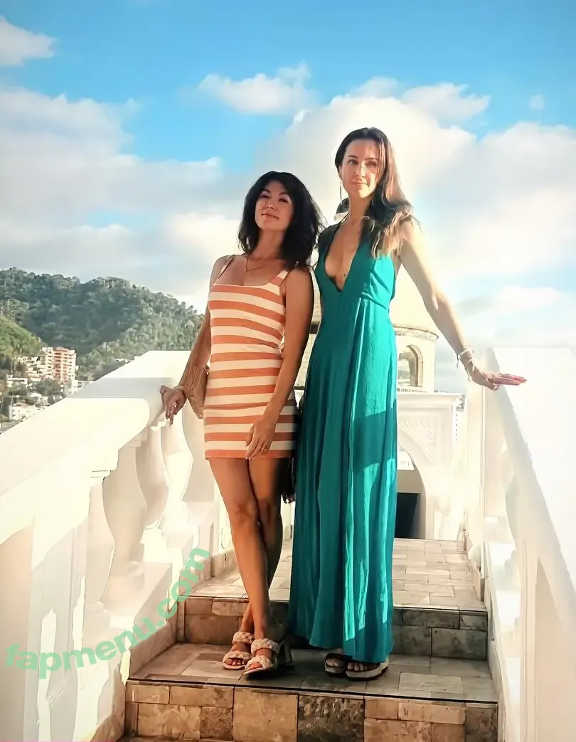 Jewel Staite nude photo #0644 (JewelStaite)