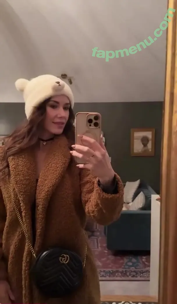 Jewel Staite nude photo #0647 (JewelStaite)