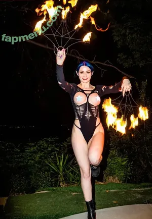 Jewelz Blu / Jewelzblu / jewelz_blu / onlyjewelzblu nude photo #0304