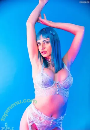 Jewelz Blu / Jewelzblu / jewelz_blu / onlyjewelzblu nude photo #0368