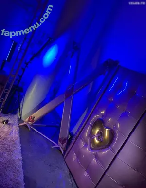 Jewelz Blu / Jewelzblu / jewelz_blu / onlyjewelzblu nude photo #0617