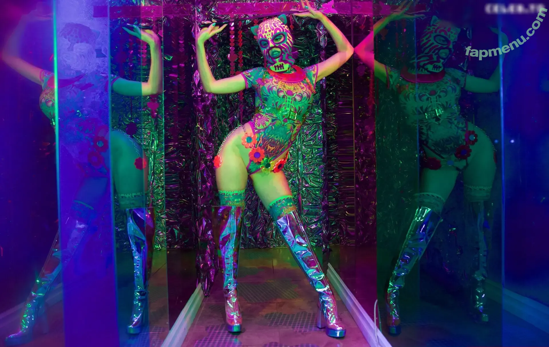 Jewelz Blu nude photo #0601 (Jewelzblu / jewelz_blu / onlyjewelzblu)