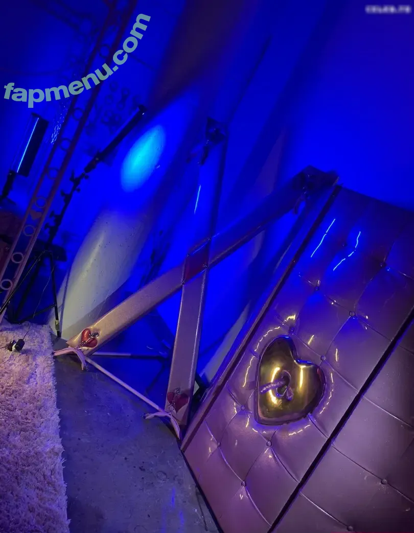 Jewelz Blu nude photo #0617 (Jewelzblu / jewelz_blu / onlyjewelzblu)