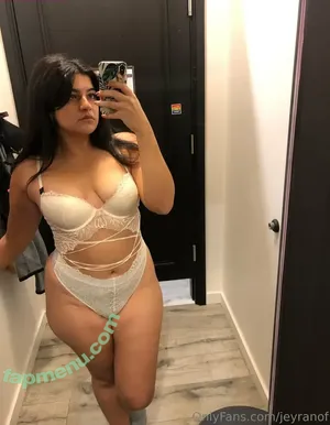 jeyranof / jeyranjaan nude photo #0017