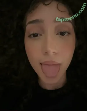 jezabzllz / bzllz nude photo #0057