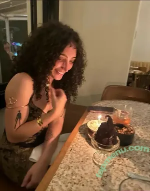 jezabzllz / bzllz nude photo #0068