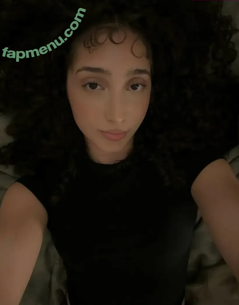 jezabzllz nude photo #0055 (bzllz)