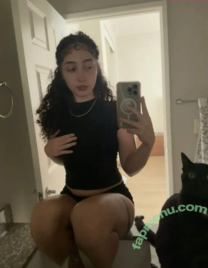 jezabzllz nude photo #0078 (bzllz)