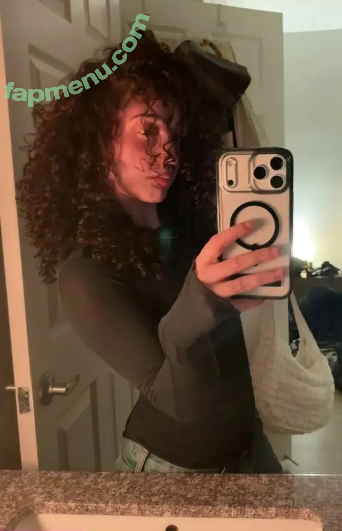 jezabzllz nude photo #0084 (bzllz)