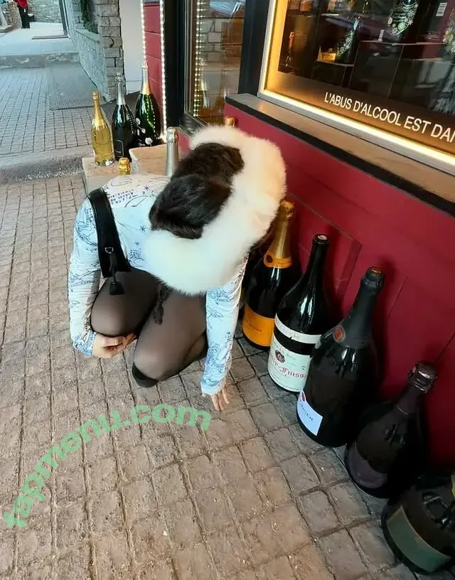 jezabzllz nude photo #0089 (bzllz)