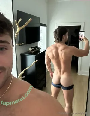 jfit98 / jt_thefiredog nude photo #0012
