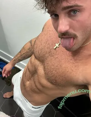 jfit98 / jt_thefiredog nude photo #0041