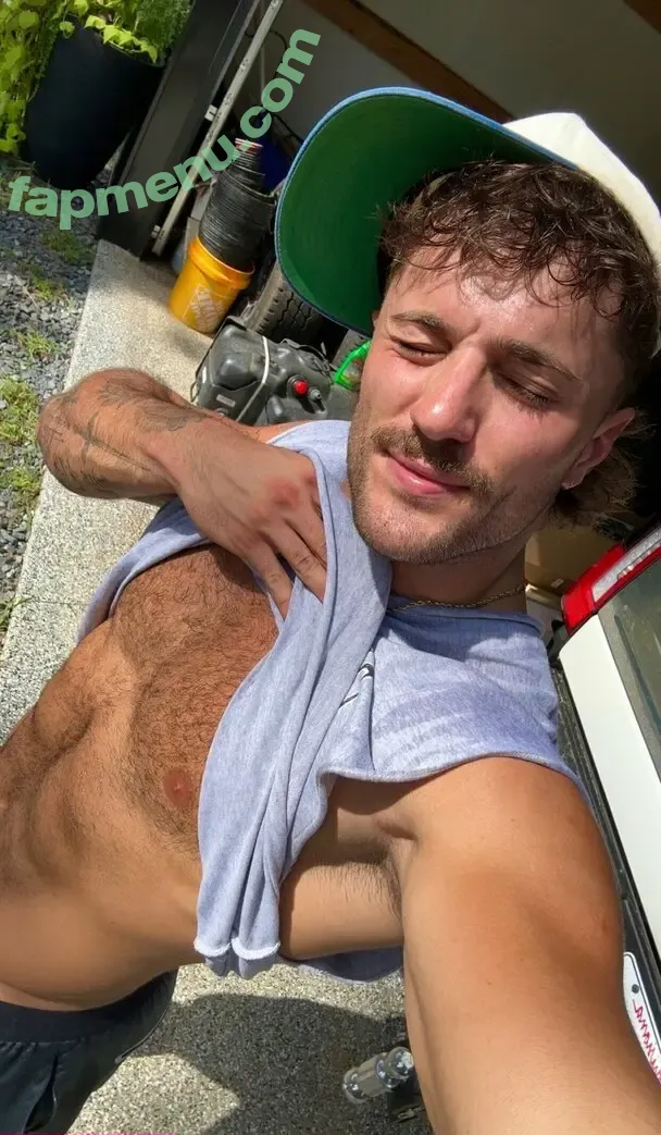 jfit98 nude photo #0028 (jt_thefiredog)