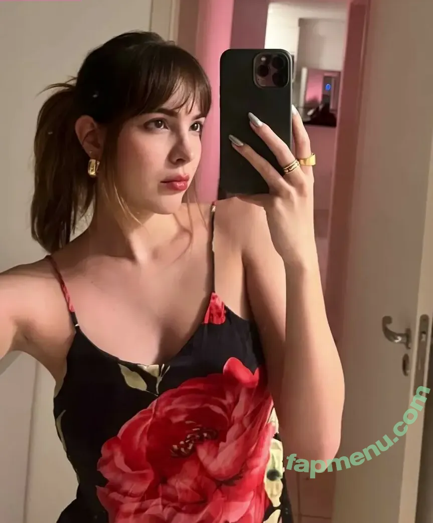 Jhulia Pimentel nude photo #0152 (jhulia_pimentel_ / jhuliapimentel)
