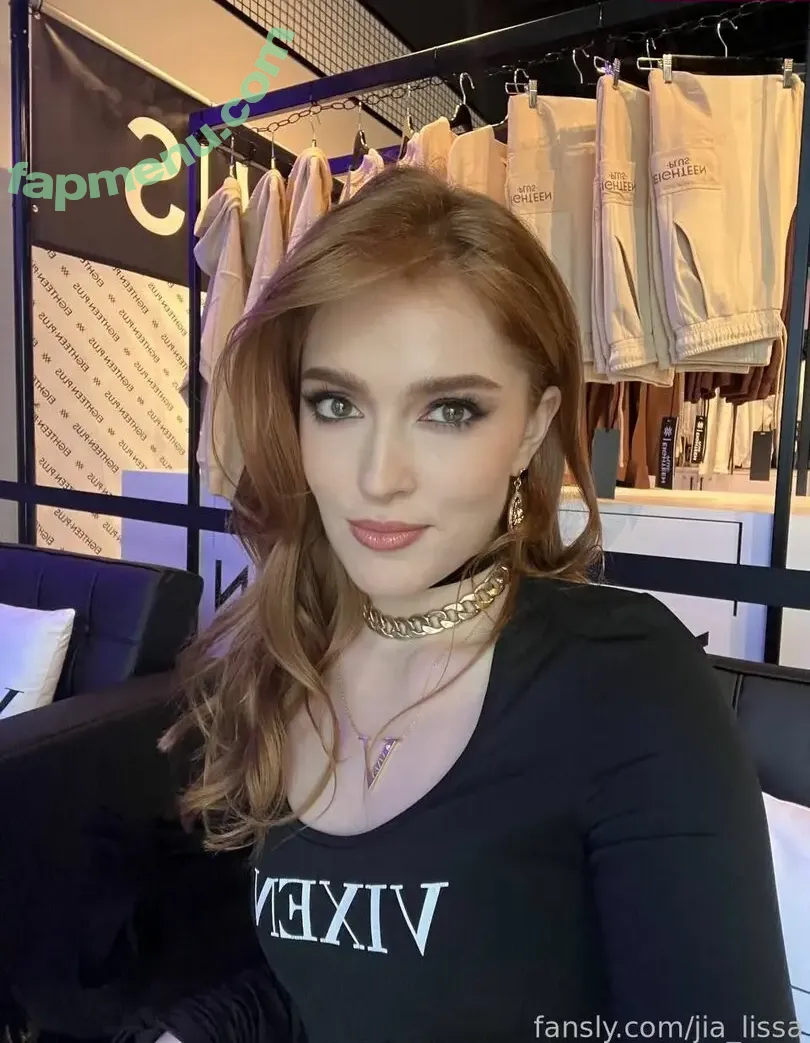 Jia Lissa nude photo #0145 (Jia_Lissa / Jiologyst / jialissaonly)