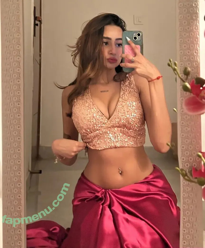 Jiaacam nude photo #0007 (Jiaacam)