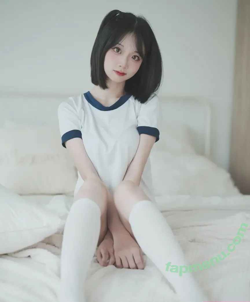 jiajiiia nude photo #0019 (Jia Jia / JiaJia0749)