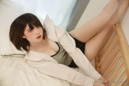 Jianakwok nude photo #0015