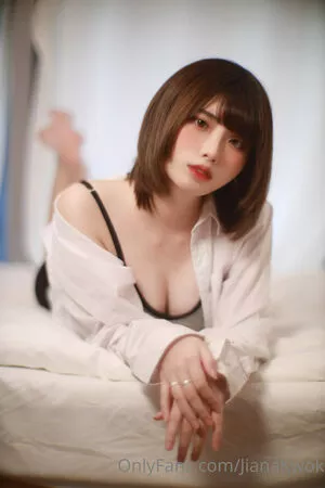 Jianakwok nude photo #0035