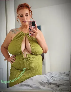jiggly_jugs_xx / jiggly_jugsxx nude photo #0046