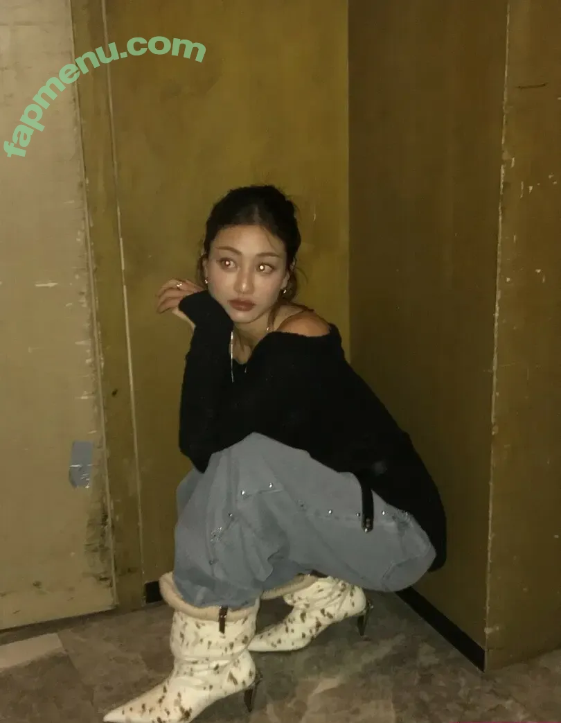 Jihyo nude photo #0698 (TWICE / _zyozyo)