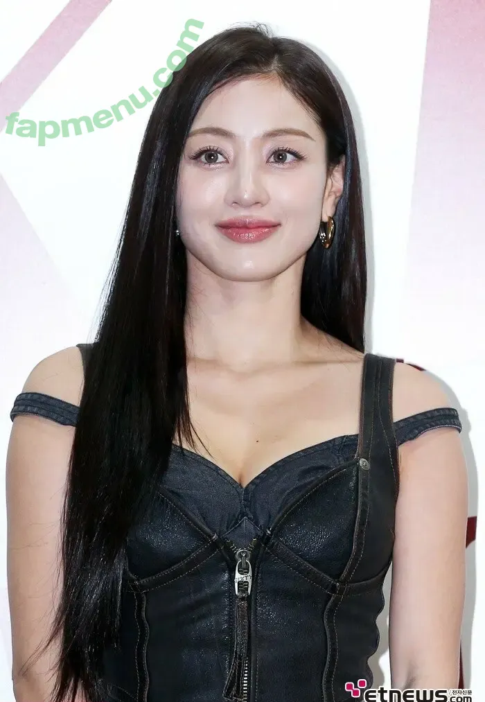 Jihyo nude photo #0733 (TWICE / _zyozyo)