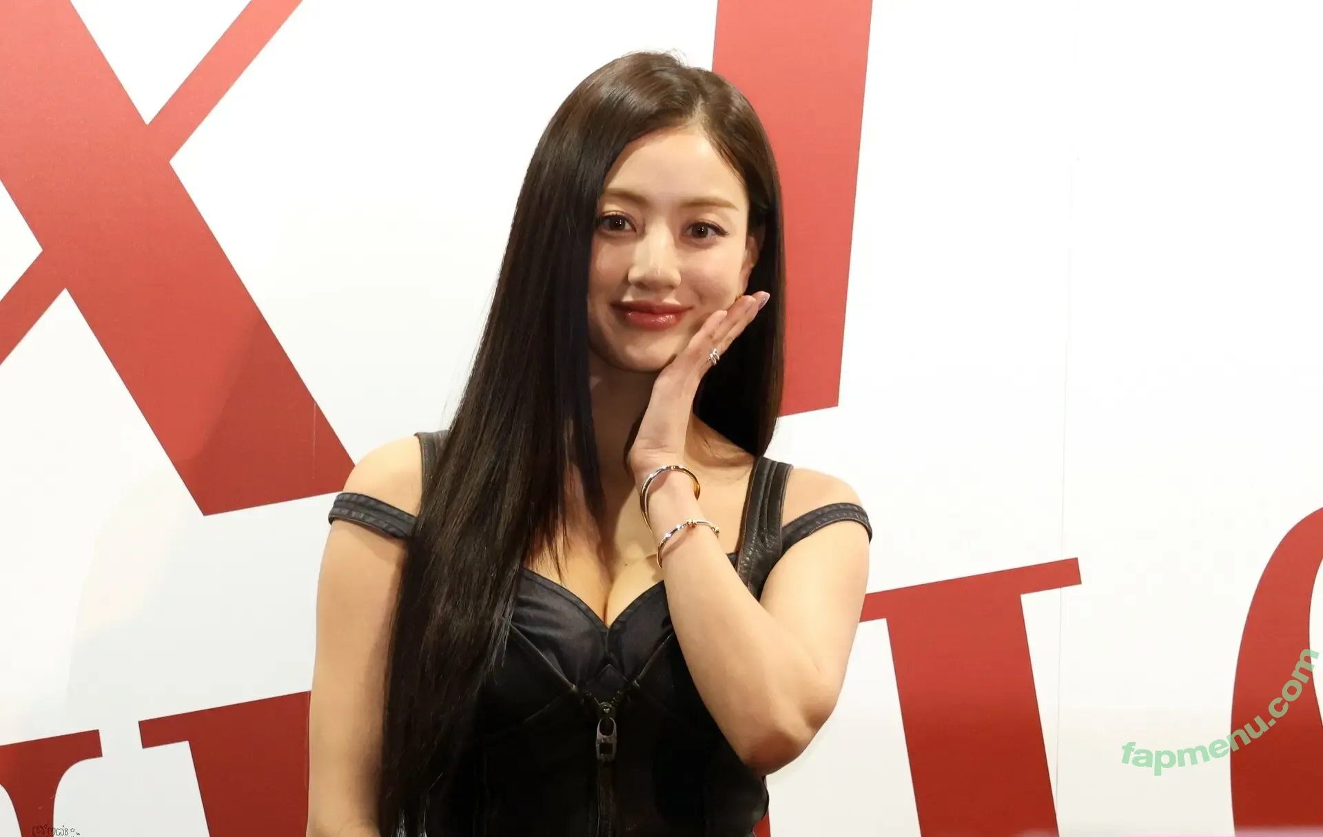 Jihyo nude photo #0740 (TWICE / _zyozyo)