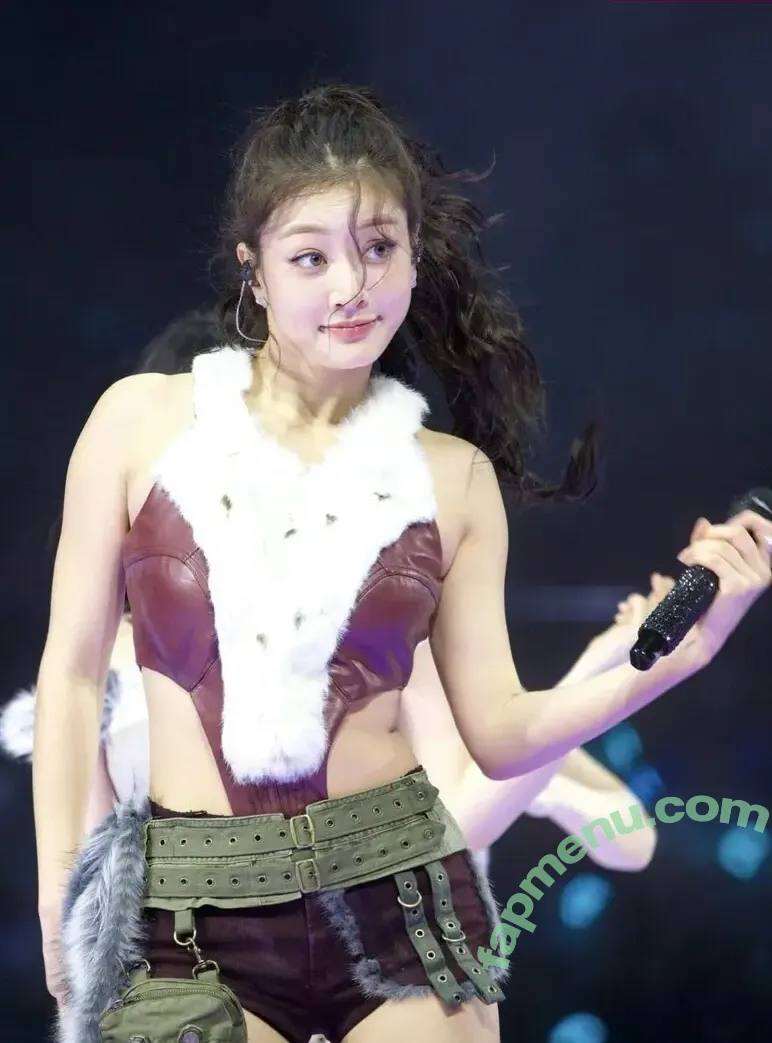 Jihyo nude photo #0804 (TWICE / _zyozyo)