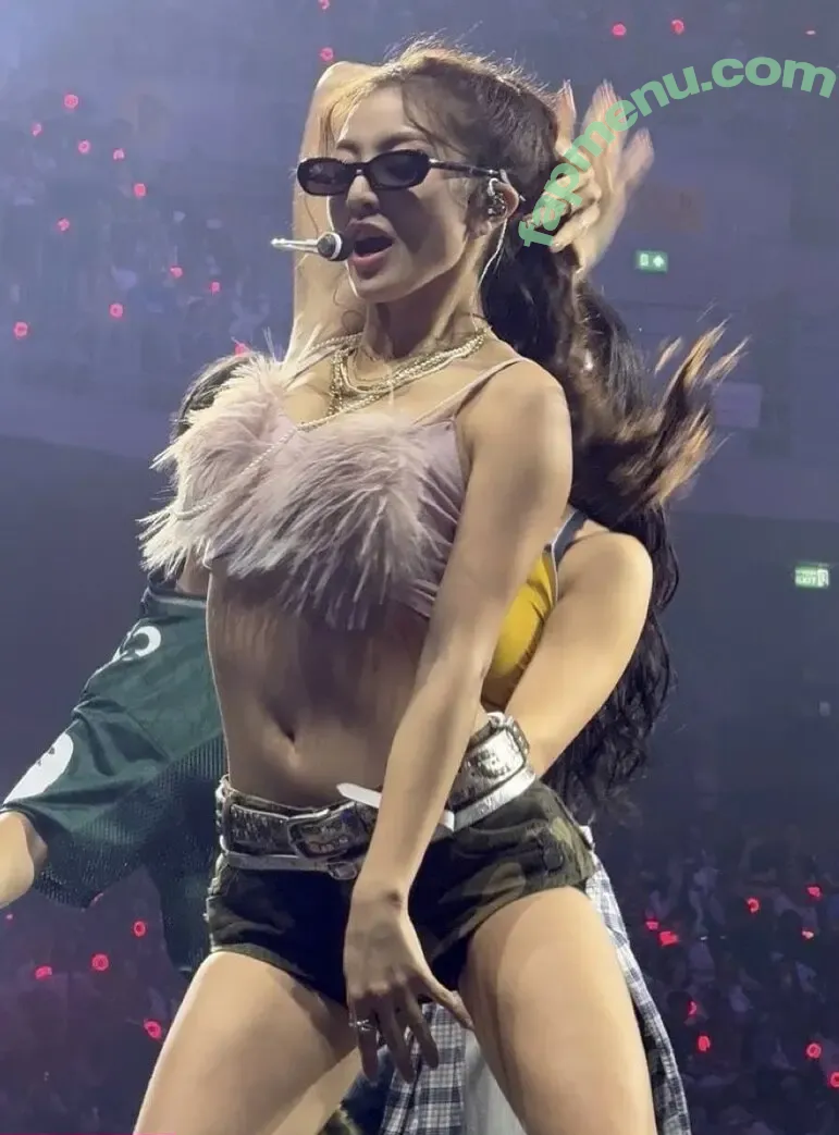 Jihyo nude photo #0805 (TWICE / _zyozyo)