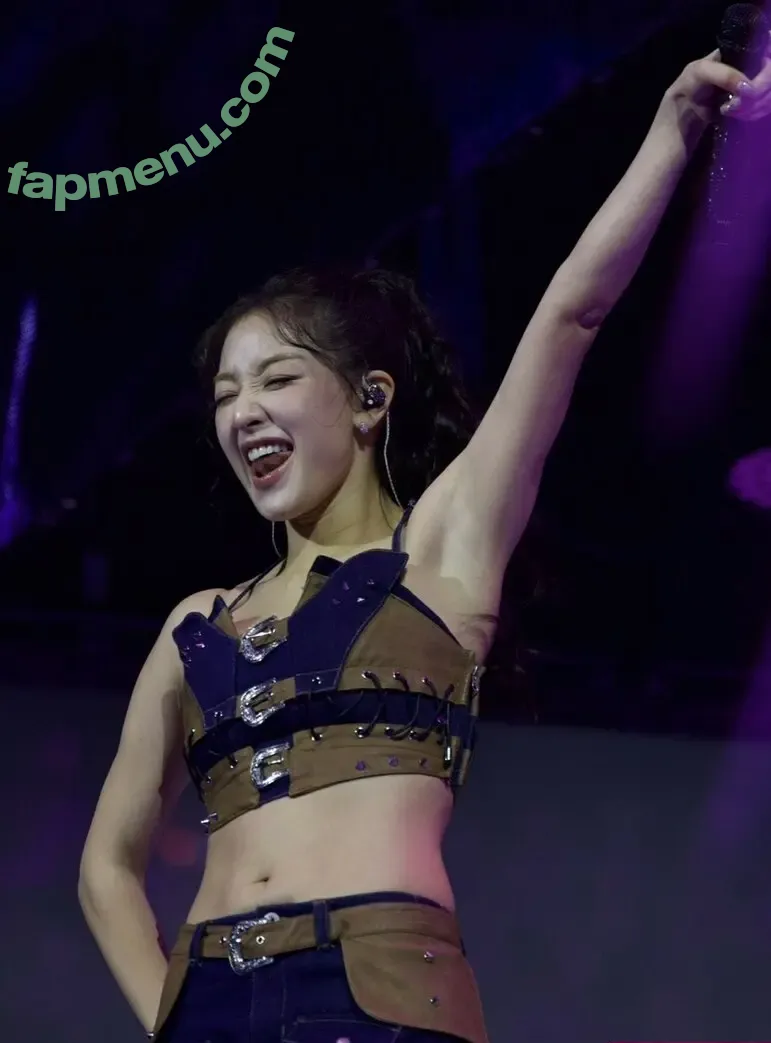 Jihyo nude photo #0808 (TWICE / _zyozyo)