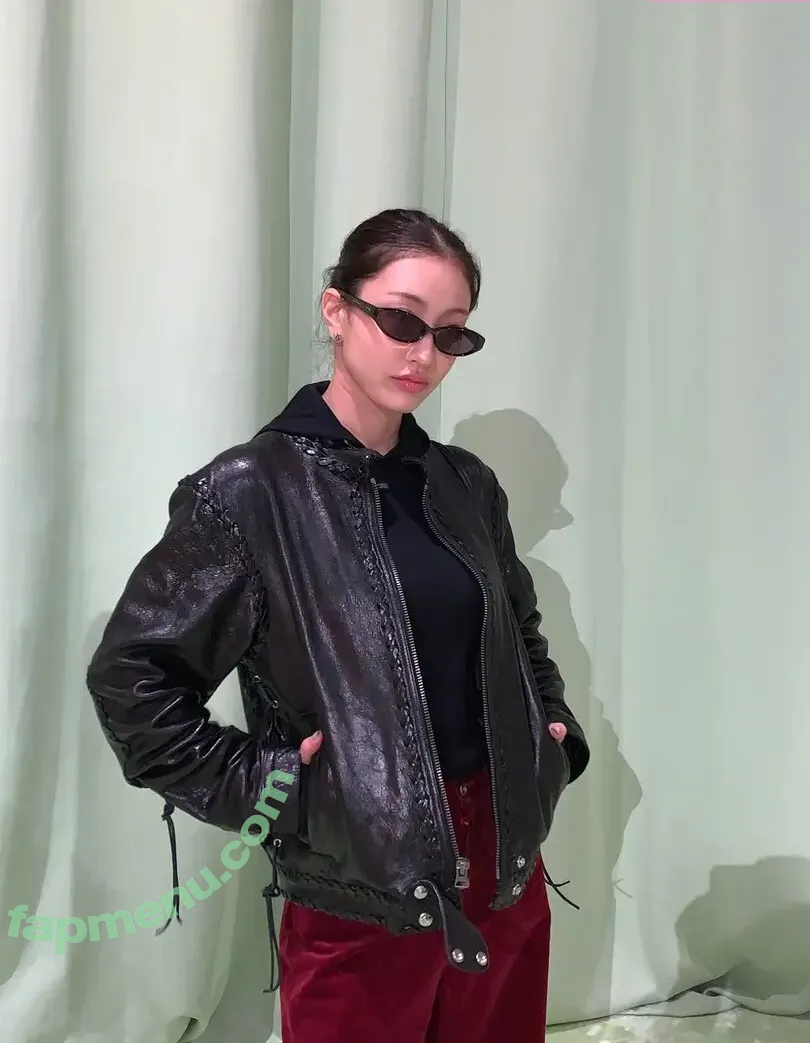 Jihyo nude photo #0819 (TWICE / _zyozyo)