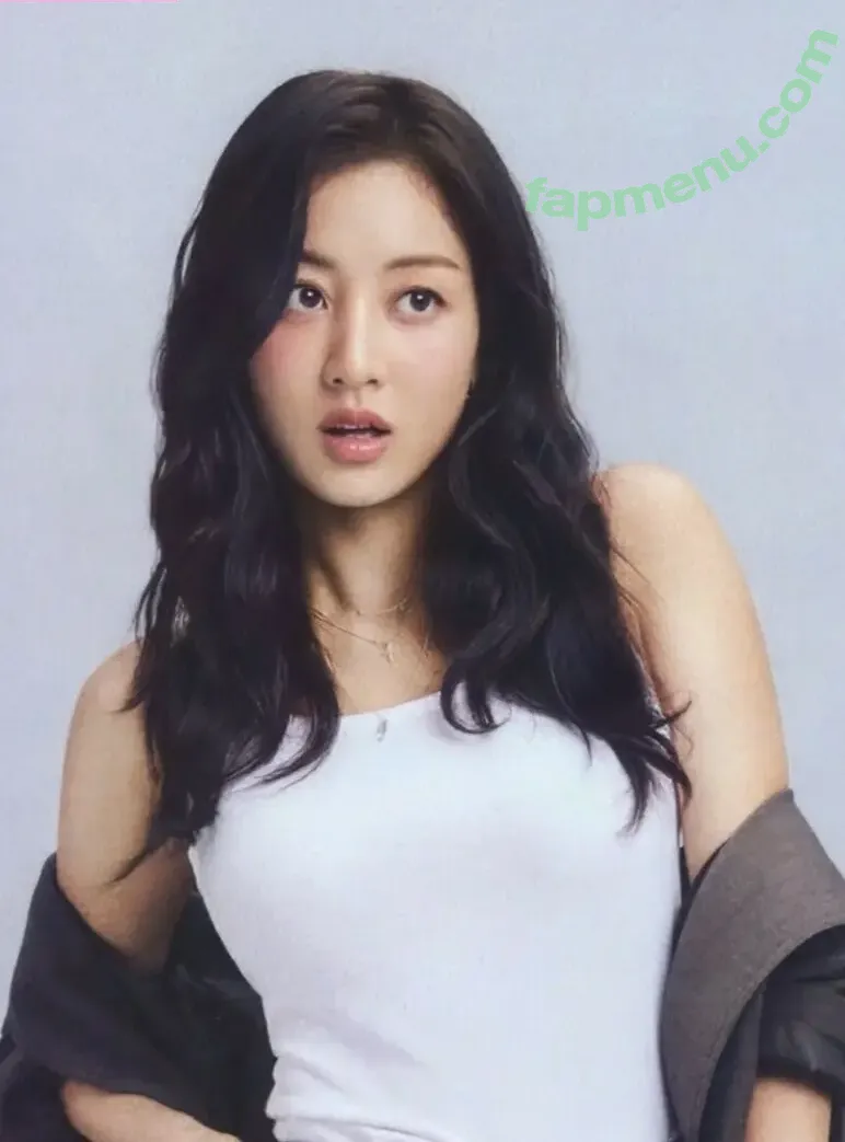 Jihyo nude photo #0829 (TWICE / _zyozyo)