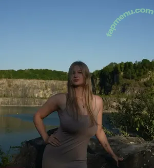 jikke_vdbx / 584753618 / backmommy nude photo #0006