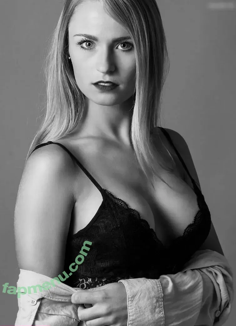 Jil Eileen Füngeling nude photo #0073 (Jileileen)