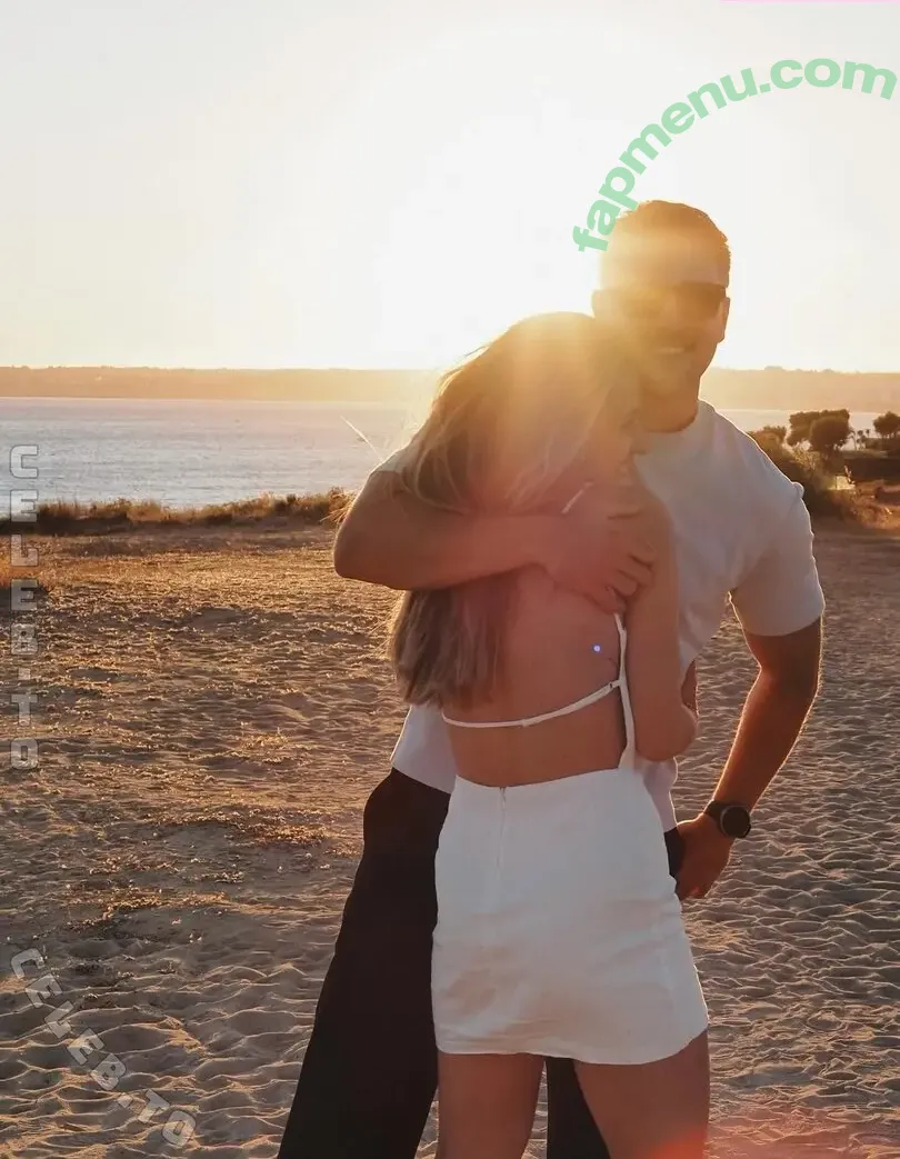 jil_pltzr nude photo #0040 (jil_pltzr)