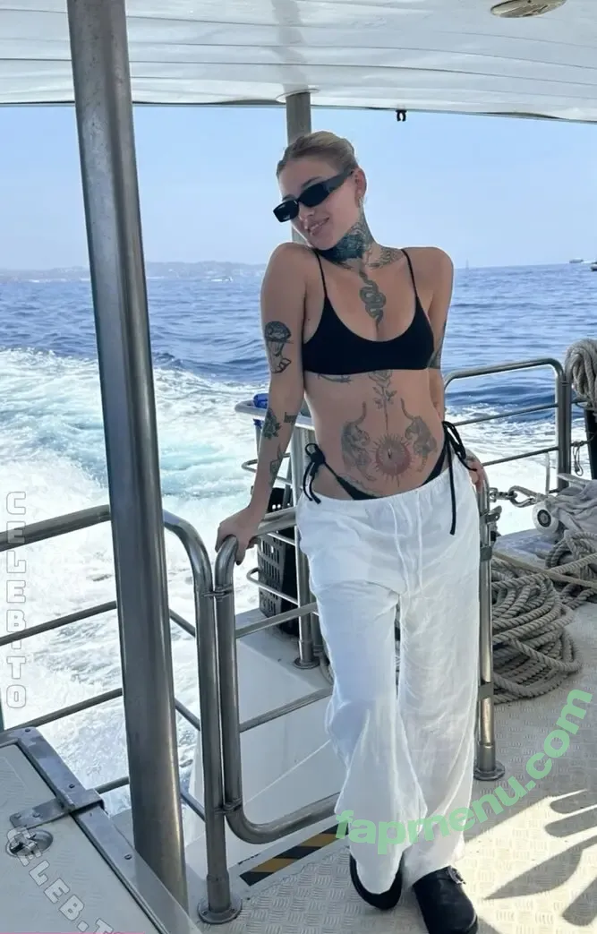 Jill Lange nude photo #0213 (jill_langee)