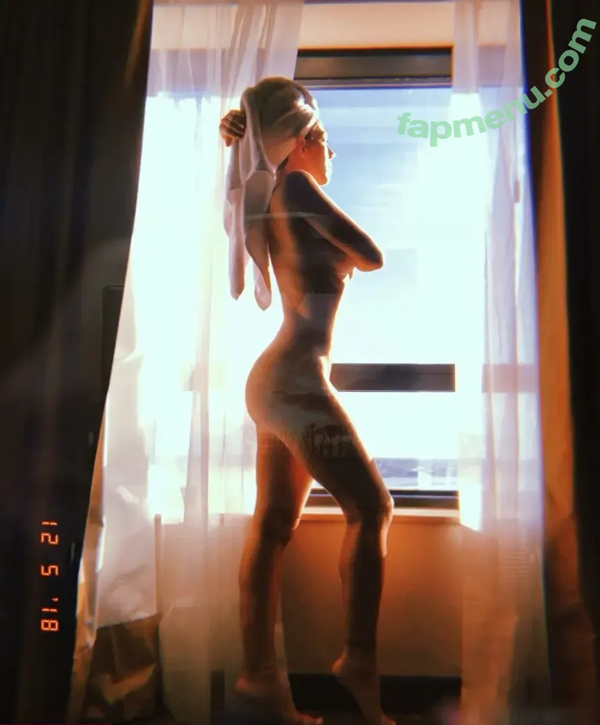 Jimena Baron nude photo #0155 (jmena)