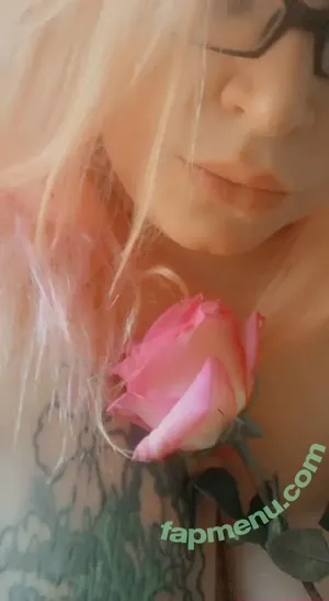  nude photo #0008