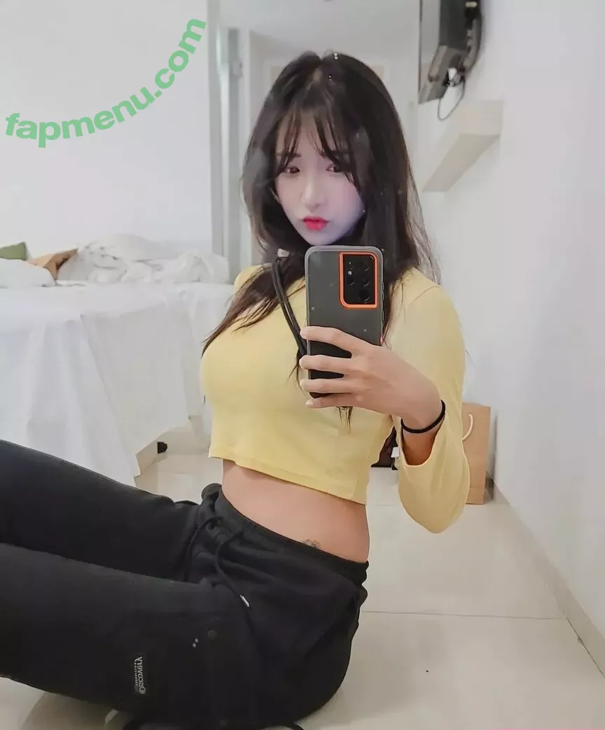 jinnytty nude photo #0004 (yyj0728)