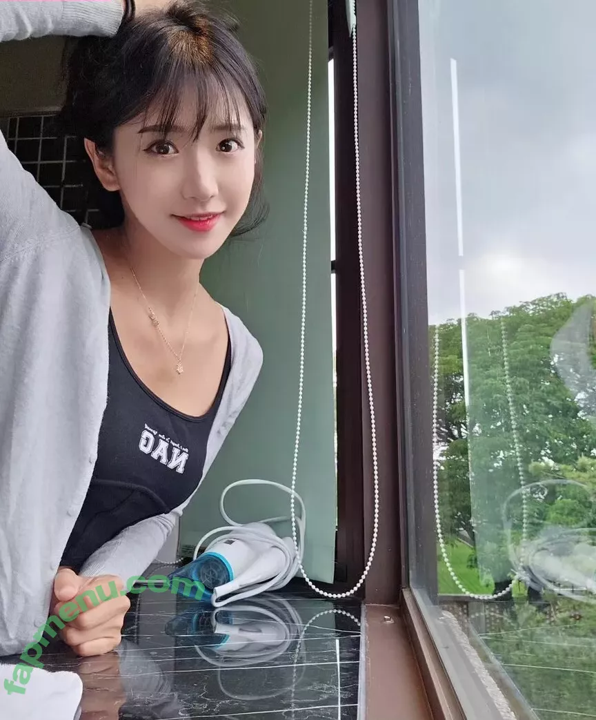 jinnytty nude photo #0046 (yyj0728)