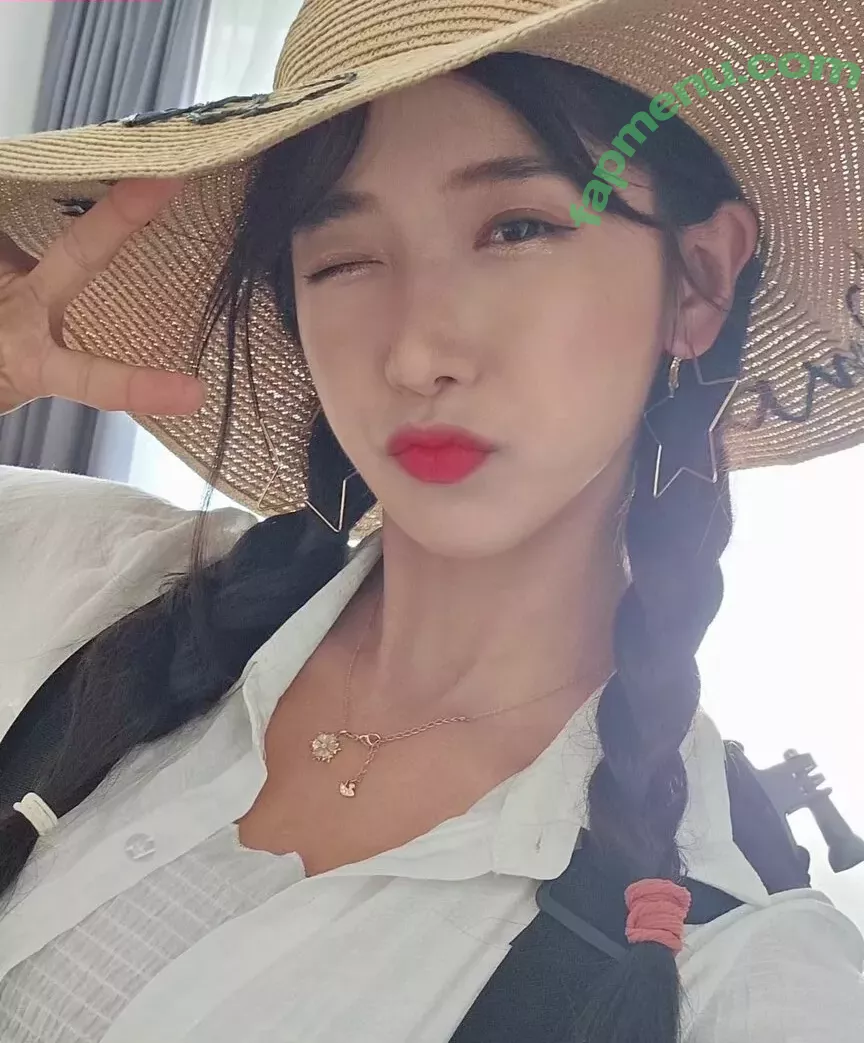 jinnytty nude photo #0068 (yyj0728)