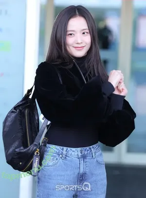 Jisoo / BLACKPINK / qenshizu / sooyaaa__ nude photo #0937