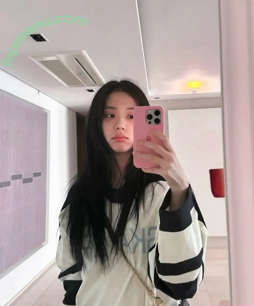 Jisoo nude photo #0551 (BLACKPINK / qenshizu / sooyaaa__)