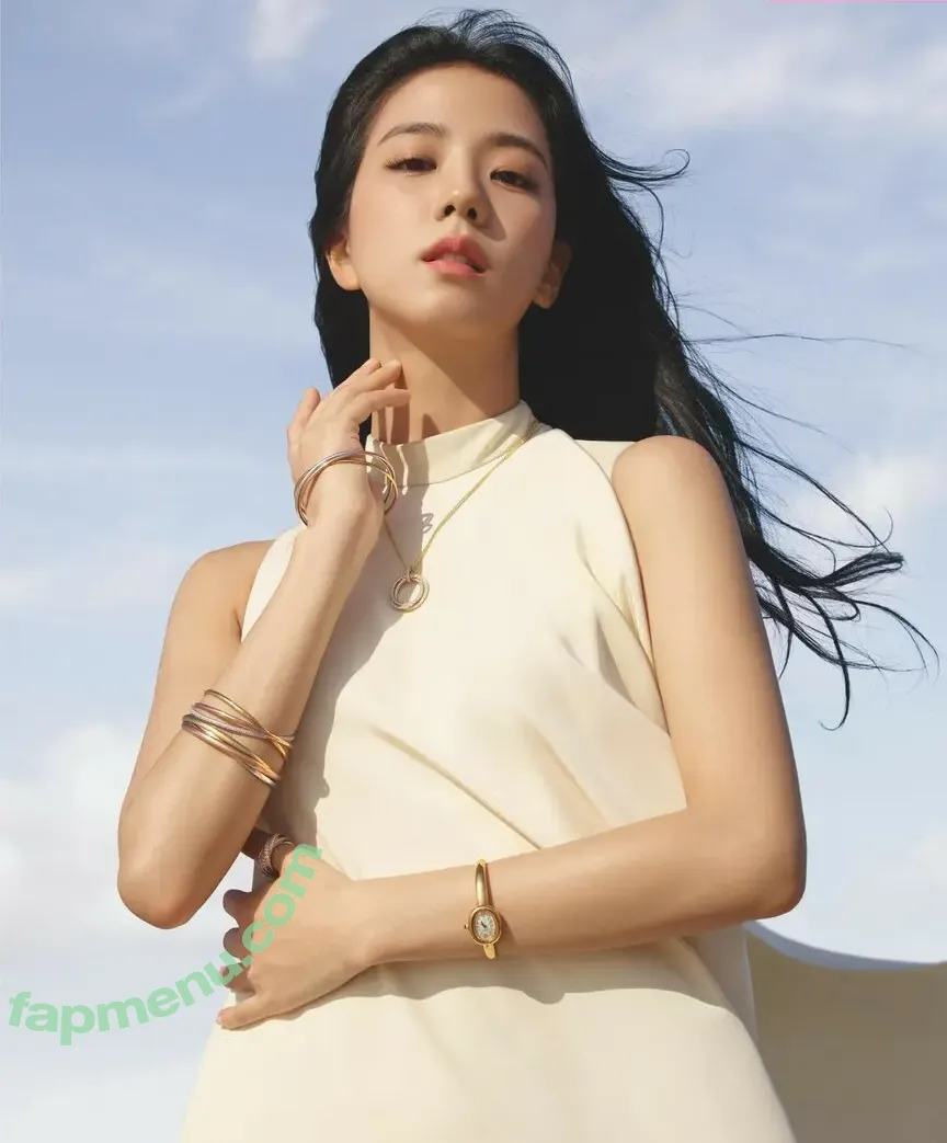 Jisoo nude photo #0568 (BLACKPINK / qenshizu / sooyaaa__)