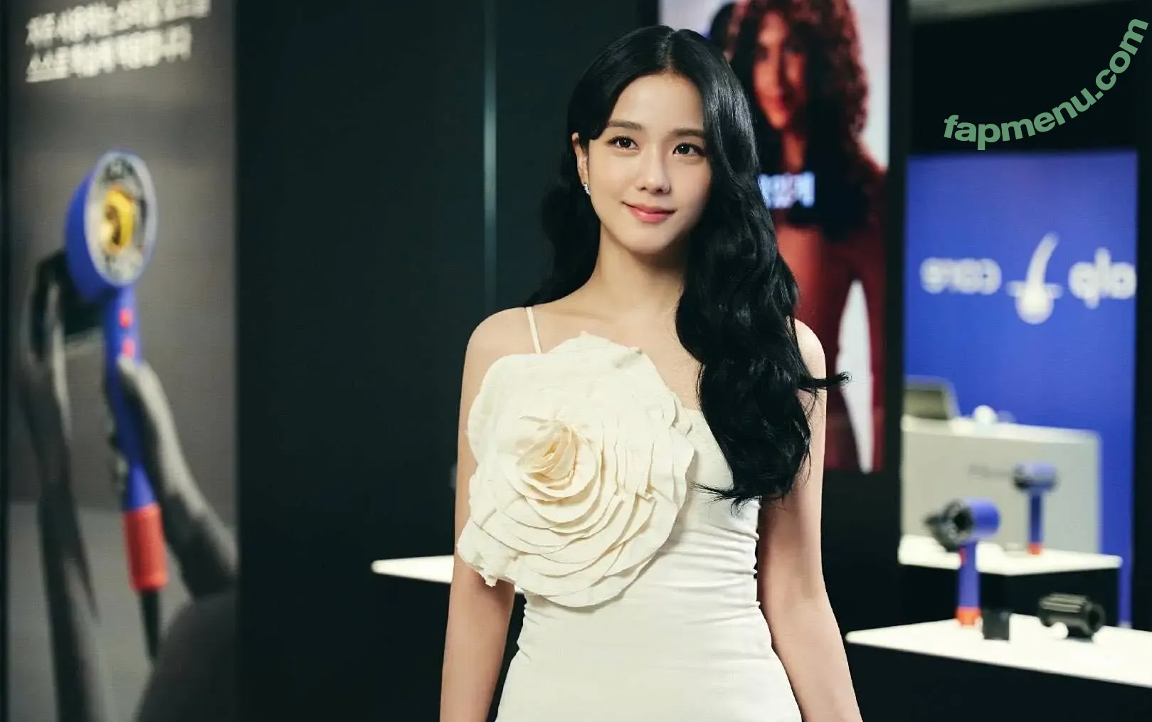 Jisoo nude photo #0585 (BLACKPINK / qenshizu / sooyaaa__)